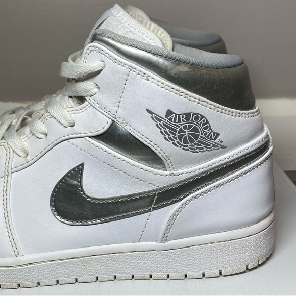 Nike Air Jordan 1 Retro Mid Pure Money Shoes Men’s 11 White Sneakers 554724-105 - Picture 3 of 16